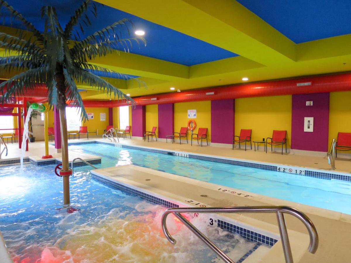 Comfort Suites Риджайна Экстерьер фото