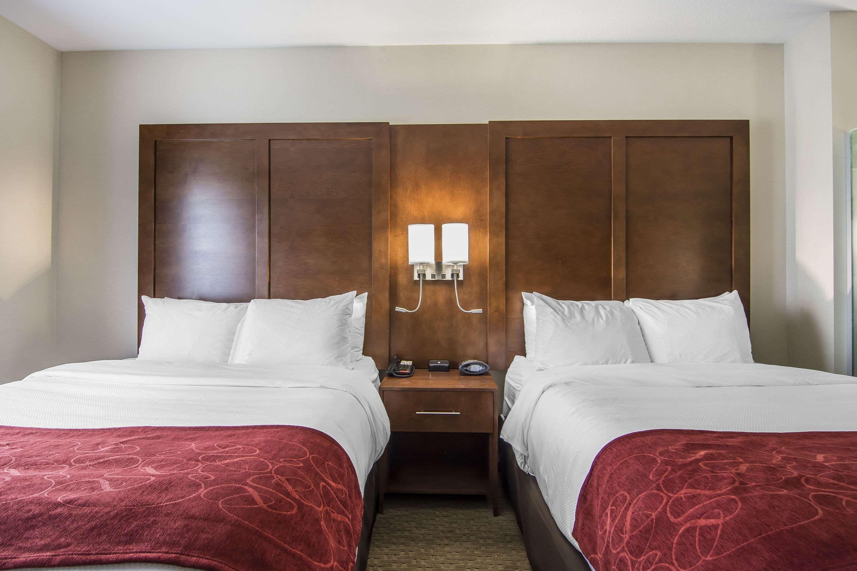 Comfort Suites Риджайна Экстерьер фото
